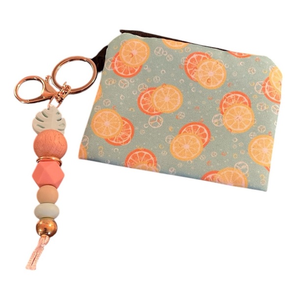 Detachable Keychain and Card Holder - Picture 2 of 3